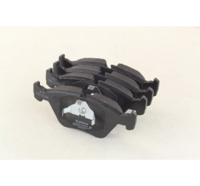 Тормозные колодки передние дисковые 0 986 490 640 BOSCH
