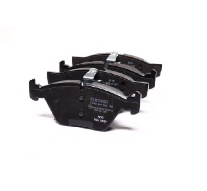 Тормозные колодки передние дисковые 0 986 494 705 BOSCH