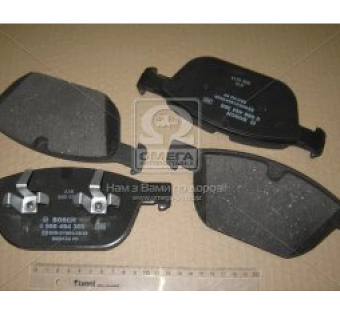 Тормозные колодки передние дисковые 0 986 494 305 BOSCH