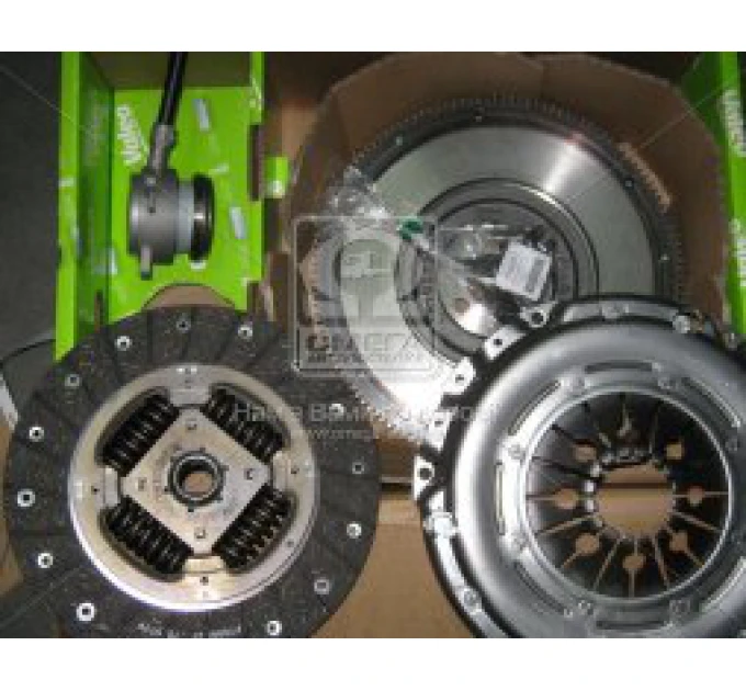Сцепление в комплекте 845050 Valeo
